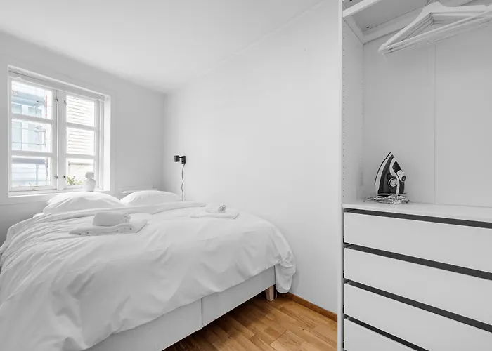 Homerentals - Behind Bryggen & Historic Cobblestone Streets - 2 Floor Renovated From February 2025 Bergen