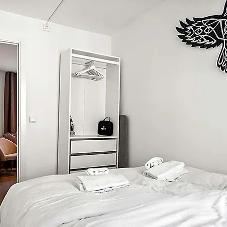 Homerentals - Behind Bryggen & Historic Cobblestone Streets - 2 Floor Renovated From February 2025 Bergen