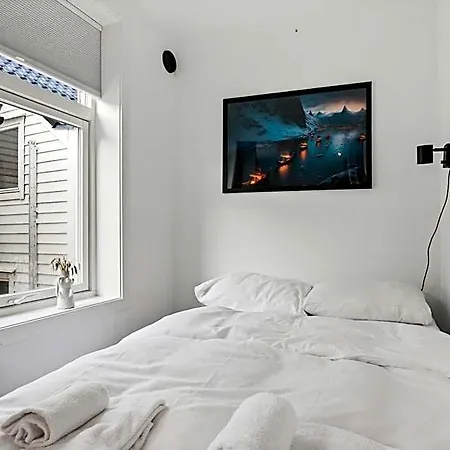 Homerentals - Behind Bryggen & Historic Cobblestone Streets - 2 Floor Renovated From February 2025 3* Bergen